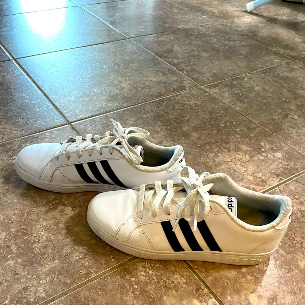Adidas Grand Court Shoes